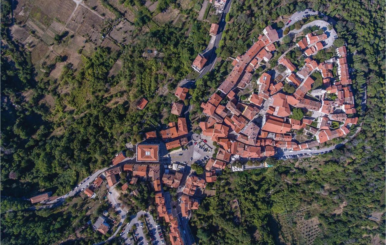 Raša Awesome Home In Labin With Kitchen מראה חיצוני תמונה